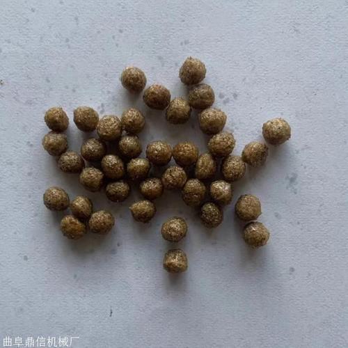 畜牧养殖机械与畜牧渔业饲料 现代养殖业的双轮驱动